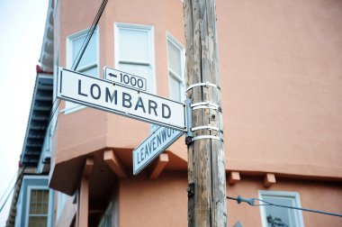 Lombard street işaret