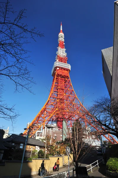 Tower tower from residential area — Stock Photo, Image