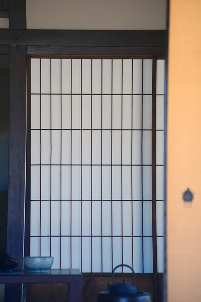 Японская дверь — стоковое фото