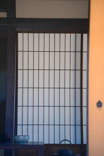 Drzwi japońskie — Zdjęcie stockowe