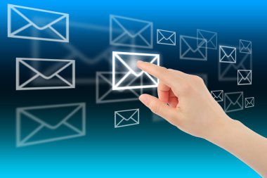 kadın el harfleri ile