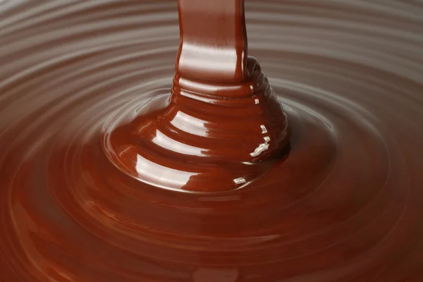 Dark chocolate flow — Stock Photo, Image