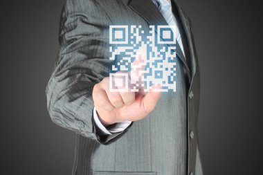 adam sanal qr code düğmesine basarak