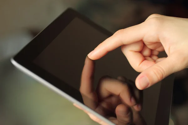 Håndbakt smarttelefon – stockfoto