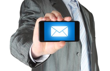 Mobil akıllı telefon iletisi tutan adam