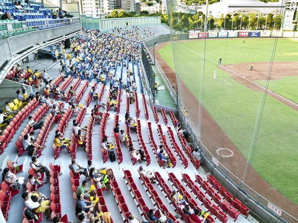 Espectadores de beisebol — Fotografia de Stock