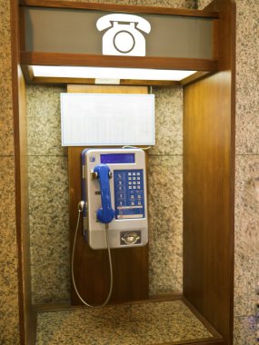 Pay telephone