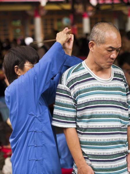 Traditional Taiwanese praying for chinese god — Stock Photo, Image