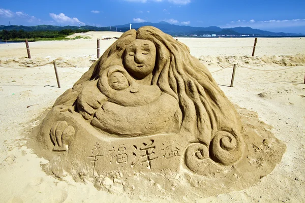 Novel sand sculpture at Fulong Beach — Stock Photo, Image