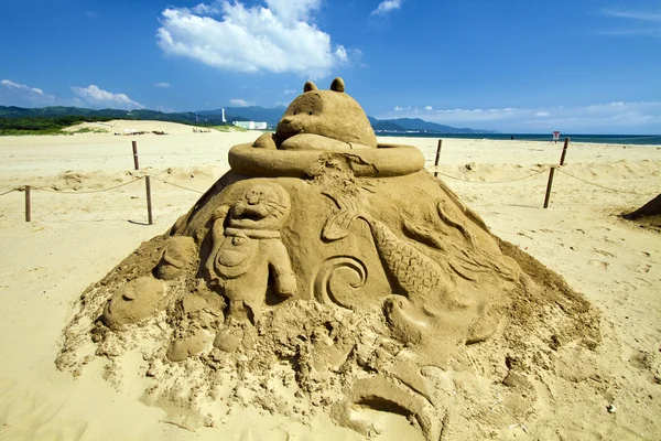 Novel sand sculpture at Fulong Beach — Stock Photo, Image
