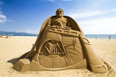 star wars üçlemesi kum heykel