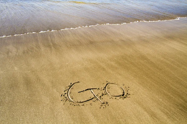 Ga op het zand — Stockfoto