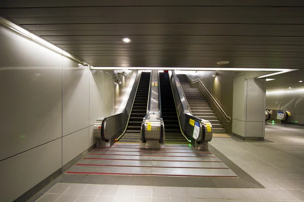 Escalera moderna caso — Foto de Stock