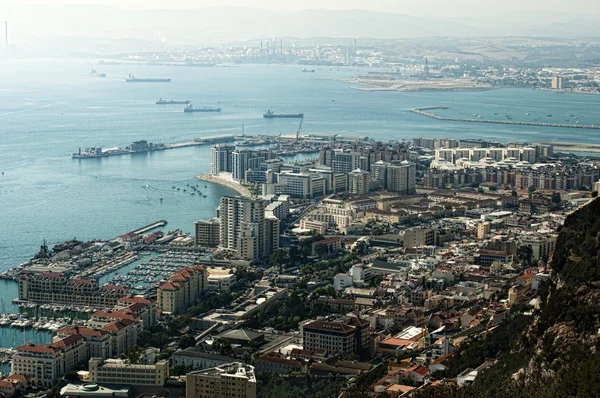 Gibraltar-Blick von einem hohen Punkt — Stockfoto