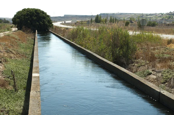 Irrigation canal — Stock Photo, Image