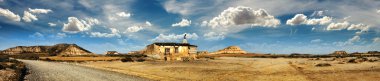 Prairie panoramik görüntüsünde Küçük Ev