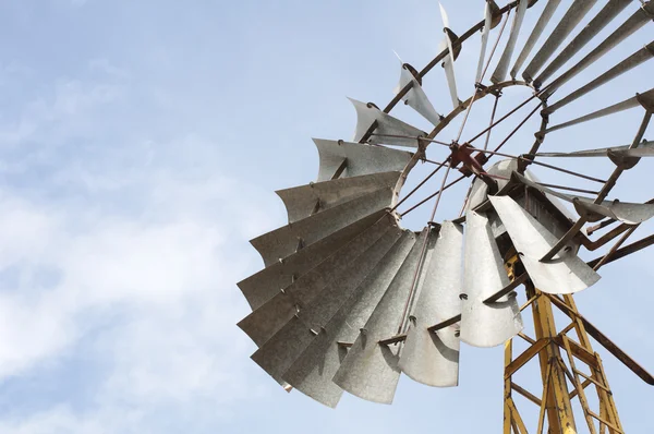 Alte Windmühle — Stockfoto