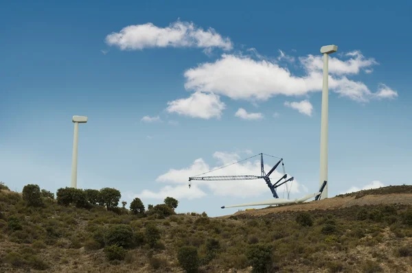 Установка ветряных турбин — стоковое фото