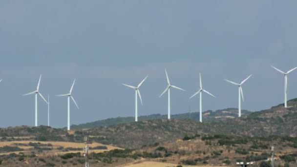 Wind generators on the top of the mountain — Stock Video