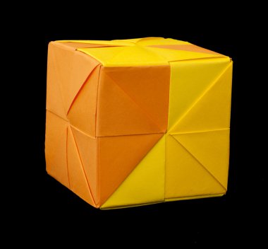 origami stil katlanmış kağıt küpleri.