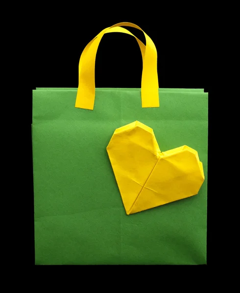Green shopping bag with heart. — Stock Photo, Image