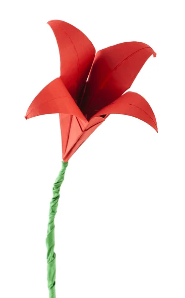 Biały kwiat origami czerwony na białym tle. — Zdjęcie stockowe