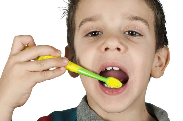 Rapaz a escovar os dentes — Fotografia de Stock