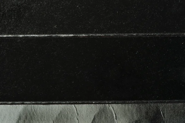 Arka plan siyah yaşlı buruşuk kağıt — Stok fotoğraf