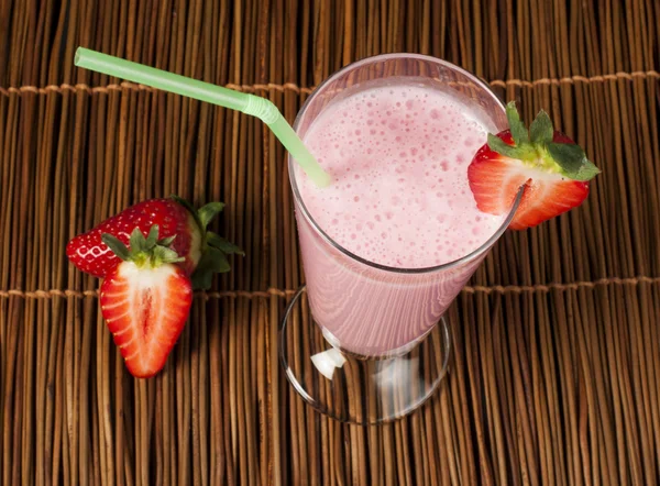 Erdbeeren Milchshake — Stockfoto