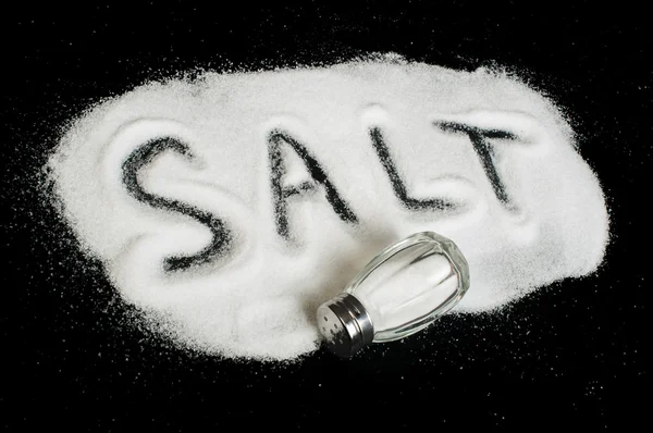 Ordet salt på svart bakgrund — Stockfoto