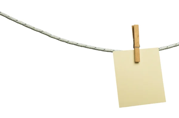 Nota papéis enganchados em uma corda — Fotografia de Stock