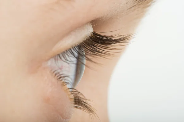 Ojo humano en perfil — Foto de Stock