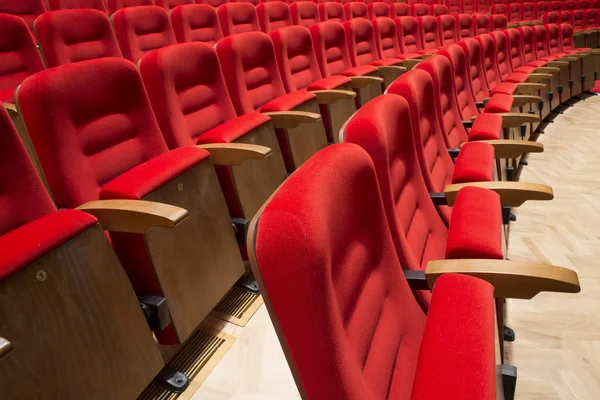 Assentos em um teatro e ópera — Fotografia de Stock