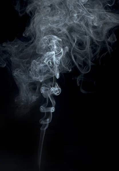 Humo sobre fondo negro. — Foto de Stock