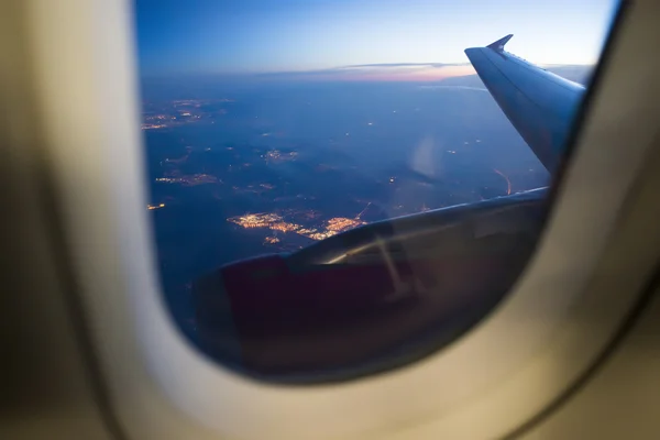 Vista notturna fuori dall'aereo — Foto Stock