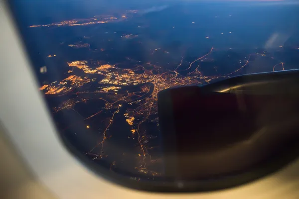 Nacht uitzicht uit vliegtuig — Stockfoto