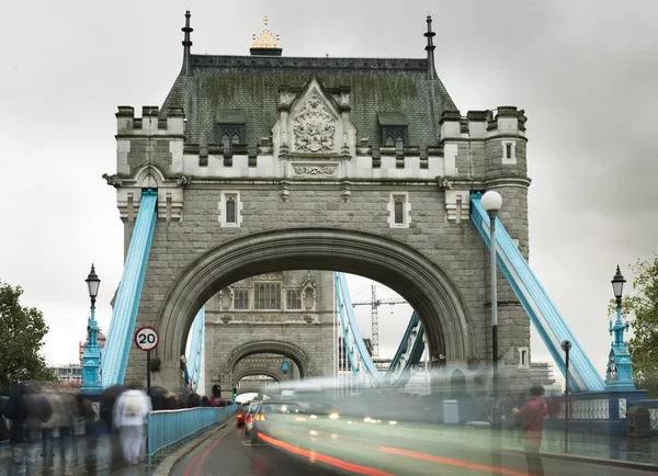 Mostu London tower bridge na zachód słońca — Zdjęcie stockowe