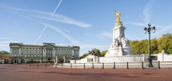 Buckingham palace — Stock Photo, Image