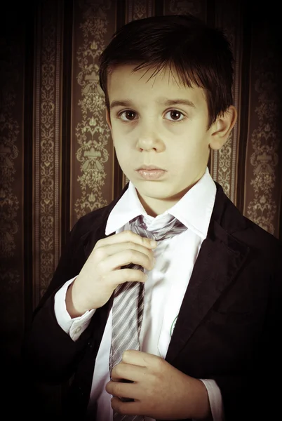 Αγόρι σε vintage κοστούμι — Φωτογραφία Αρχείου