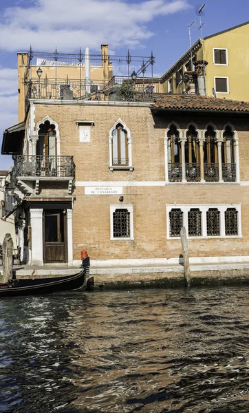 Edifícios antigos em Veneza — Fotografia de Stock