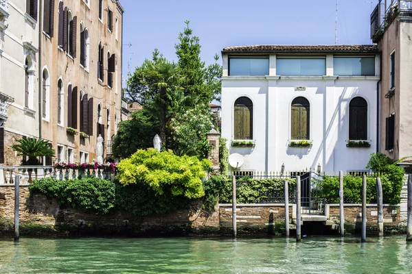 Gamla byggnader i Venedig — Stockfoto