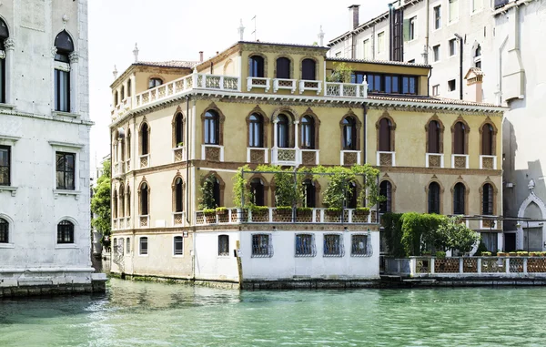 Edificios antiguos en Venecia — Foto de Stock