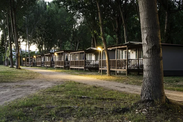 Fából készült bungalow-camping — Stock Fotó