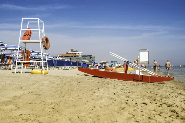 Sicherheitsausrüstung am Strand — Stockfoto