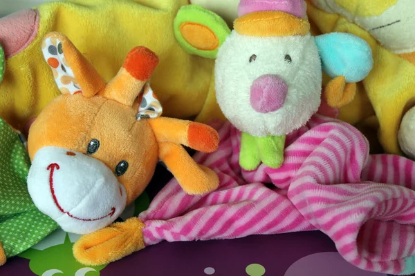 renkli çocuk peluş oyuncaklar