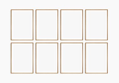 Çerçeve modeli 5x7, 50x70, A4, A3, A2, A1. Sekiz tane ince kiraz ağacı çerçevesi. Galeri duvarı maketi, 8 karelik set. Temiz, modern, minimalist, parlak. Portre. Dikey. Passepartout / mat açılışı 2: 3 çerçeve oranı.