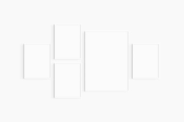Galeri duvarı modeli. 5 beyaz çerçeve seti. Galeri duvarı çerçeve modeli. Bir 50x70 (5: 7) ve dört 30x40 (3: 4) beyaz çerçeveler.
