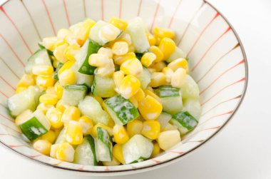 Mısır ve salatalık Sağlıklı Salata