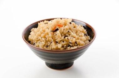 Kufajuicy (Okinawa usulü pilav), Okinawa mutfağı, Japon yemeği, pirinç Hijiki deniz yosunu, havuç ve domuz suyu karışımı..