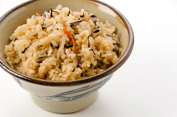 Kufajuicy (Okinawa usulü pilav), Okinawa mutfağı, Japon yemeği, pirinç Hijiki deniz yosunu, havuç ve domuz suyu karışımı..